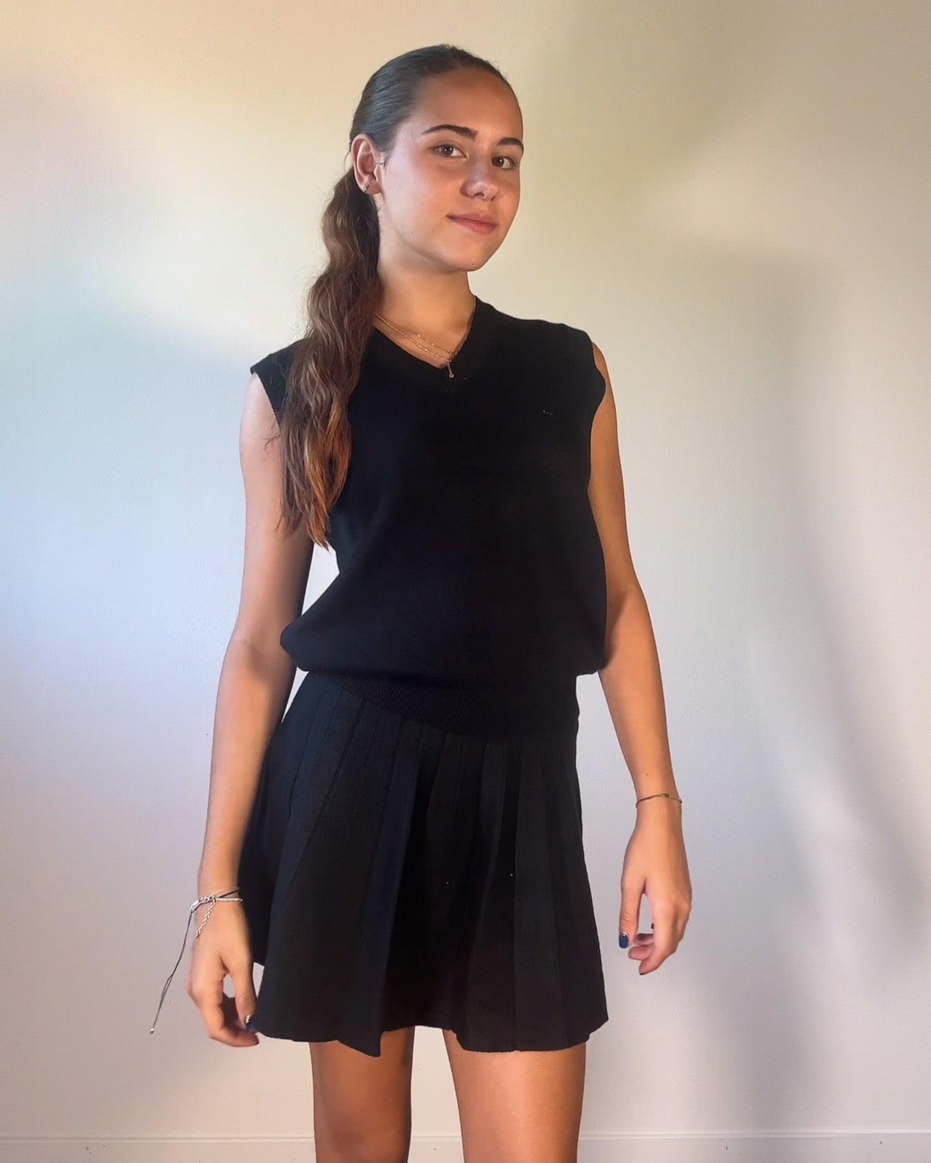 Completo Donna Gonna Plissettata + Gilet in Maglia
