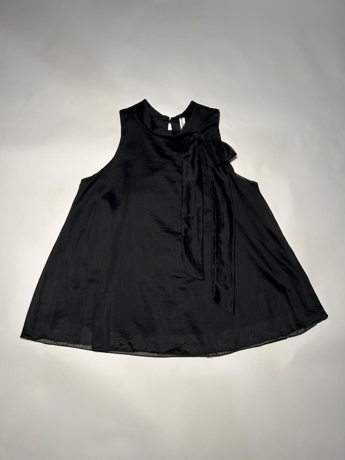 Blusa Senza Maniche con Collo Alto e Nodo Elegante