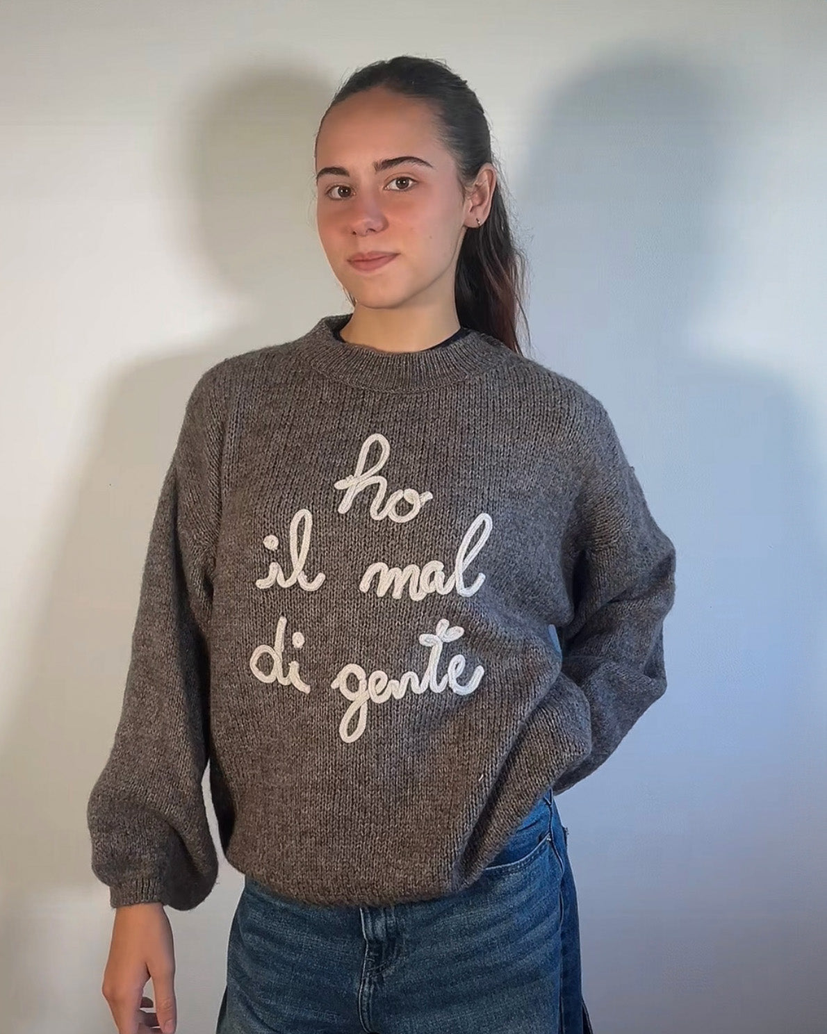 Maglione Donna Ho il mal di gente – Mood Ironico & Trendy