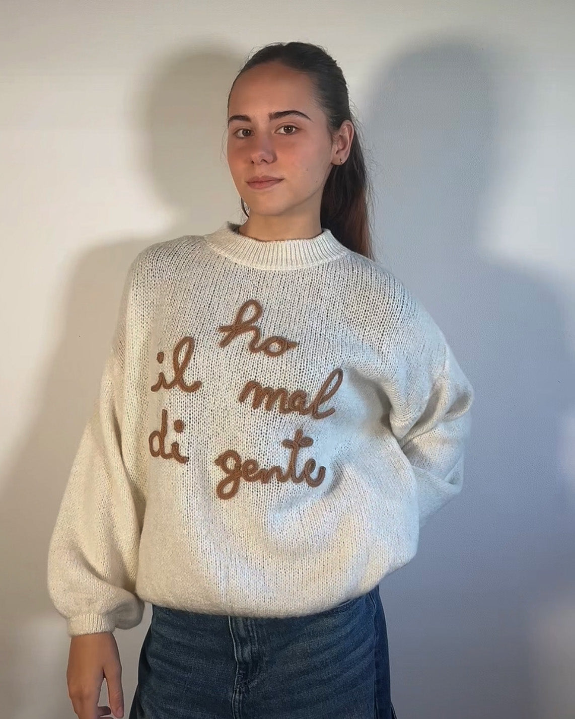 Maglione Donna Ho il mal di gente – Mood Ironico & Trendy
