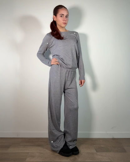 Completo con Dettagli Brillanti