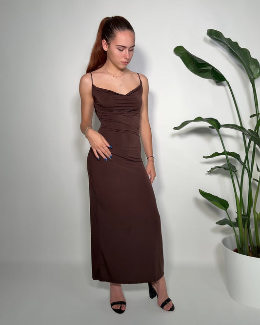 Abito Lungo Marrone Drappeggiato con Spalline Sottili