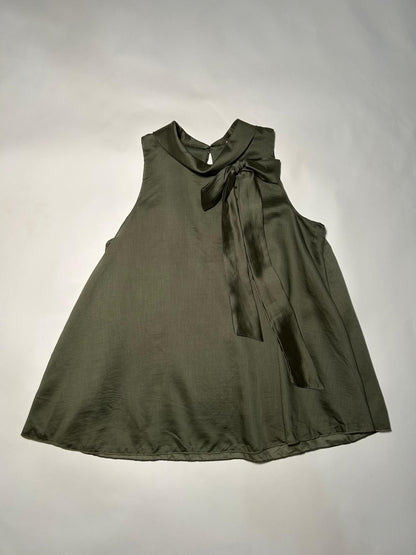 Blusa Senza Maniche con Collo Alto e Nodo Elegante